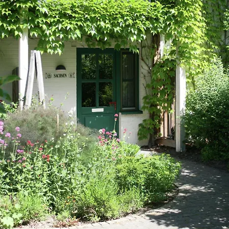 Semesterbostad Ferienwohnung Auf Einem Reiterhof Ribnitz-Damgarten